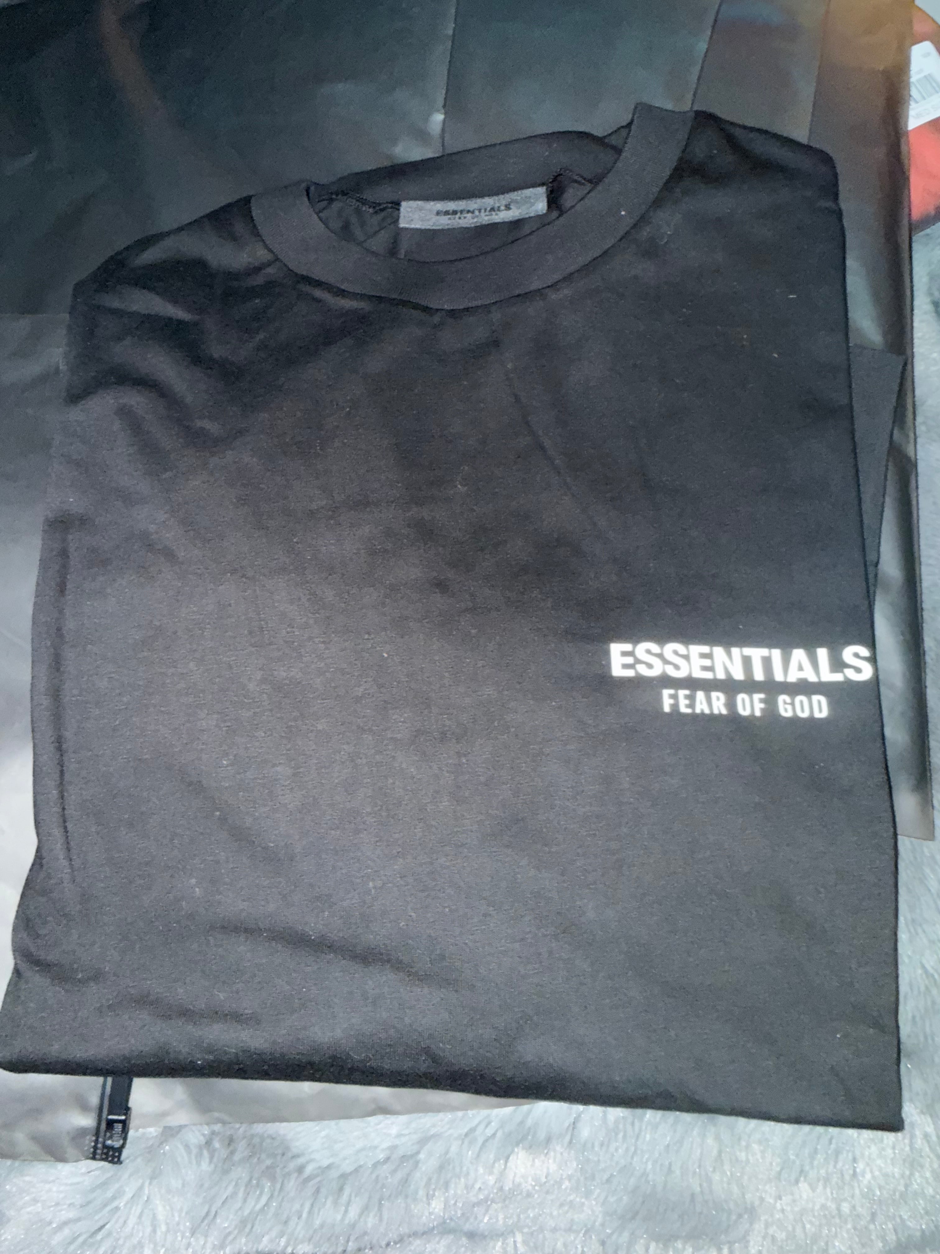 Essentials jet black tee- 💯% authentic, brand new, in bag with tags